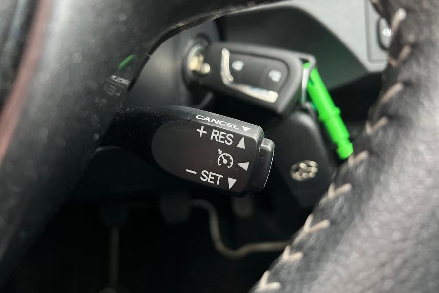 Toyota Yaris Photo autoimg-770cd892437567d09fbe2bcc1291f7694111ee6b.jpg
