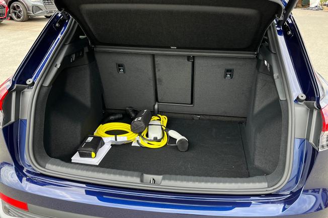 AUDI Q4 E-Tron Photo 12