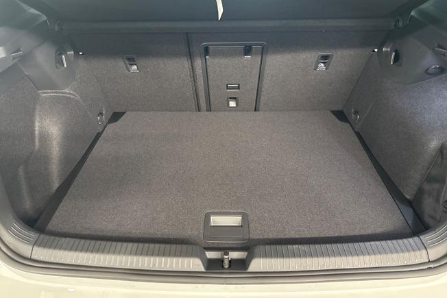 Volkswagen Golf Photo 12