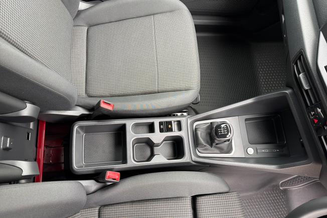 VOLKSWAGEN Caddy Maxi Photo 44