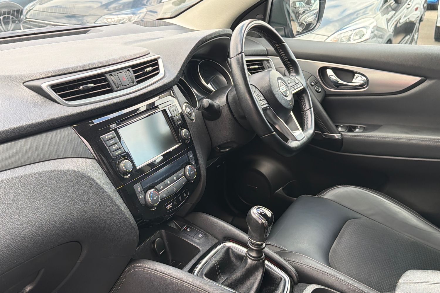 Nissan QASHQAI Photo 17