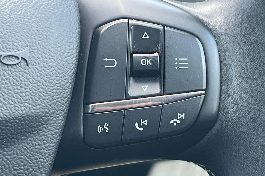 Ford KUGA Photo autoimg-7716107ad53e634953d7c8089f6828b4cb66dcf4.jpg