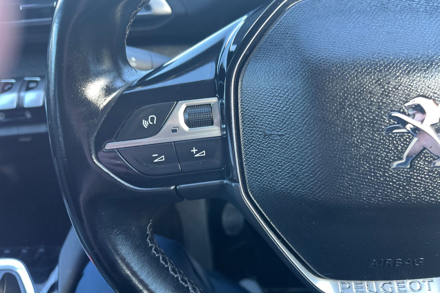 Peugeot 5008 Photo 11