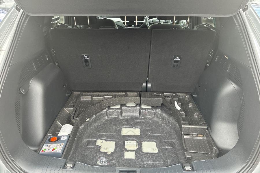 Ford Kuga Photo autoimg-771ac4acd860141a6ce5b962ee804a2d4e154053.jpg