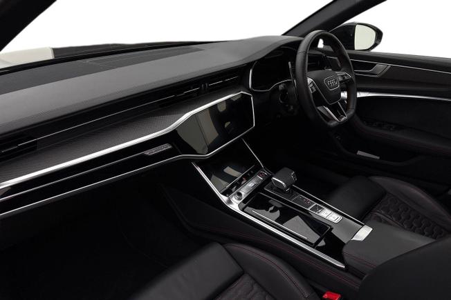 AUDI RS6 Photo 2
