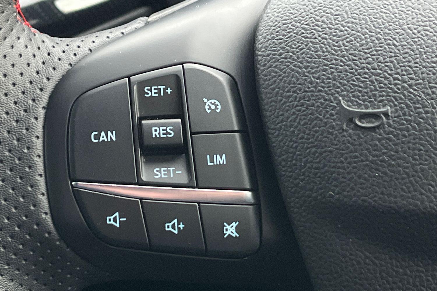 Ford FOCUS Photo 37