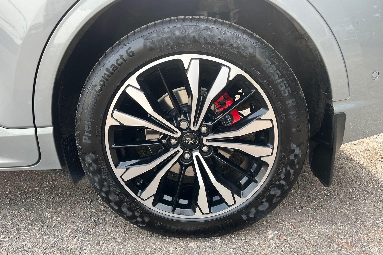 Ford KUGA Photo 37