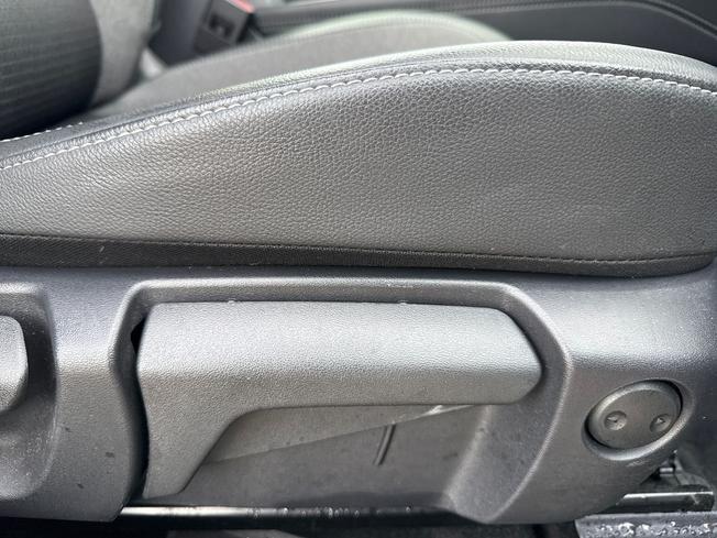 NISSAN Qashqai Photo 26