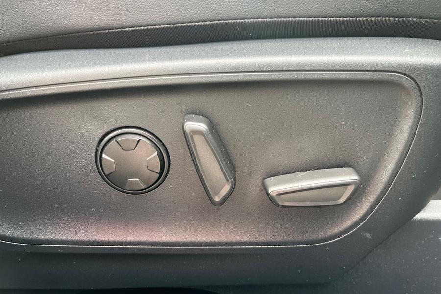 Ford KUGA Photo autoimg-7730f3ec575141611c766ce23933db2b7a736b4b.jpg