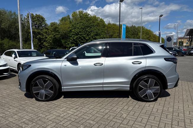 VOLKSWAGEN Tiguan Photo 32