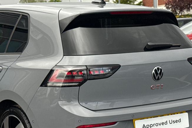 Volkswagen Golf Photo 48
