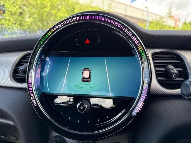 MINI Hatch Photo 39
