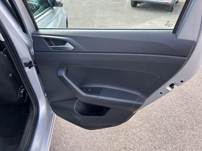 VOLKSWAGEN Polo Photo 49
