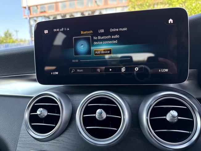 MERCEDES-BENZ Glc Photo 36