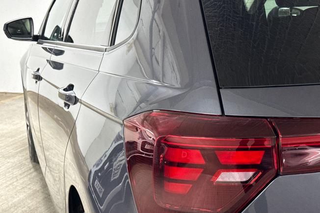 VOLKSWAGEN Polo Photo 21