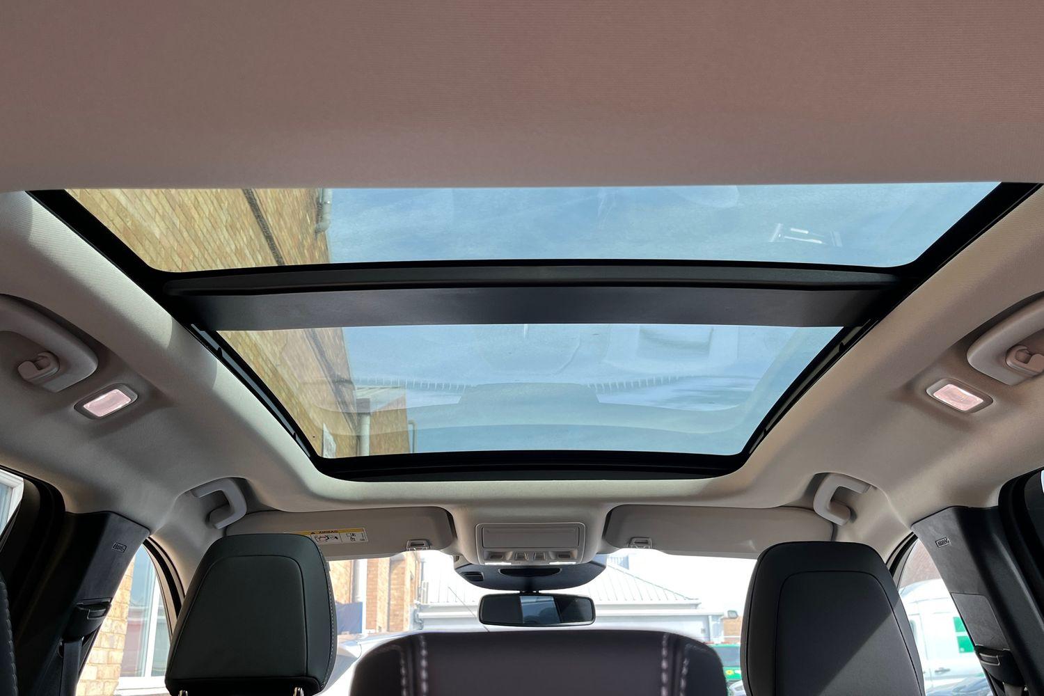 Ford KUGA Photo 25