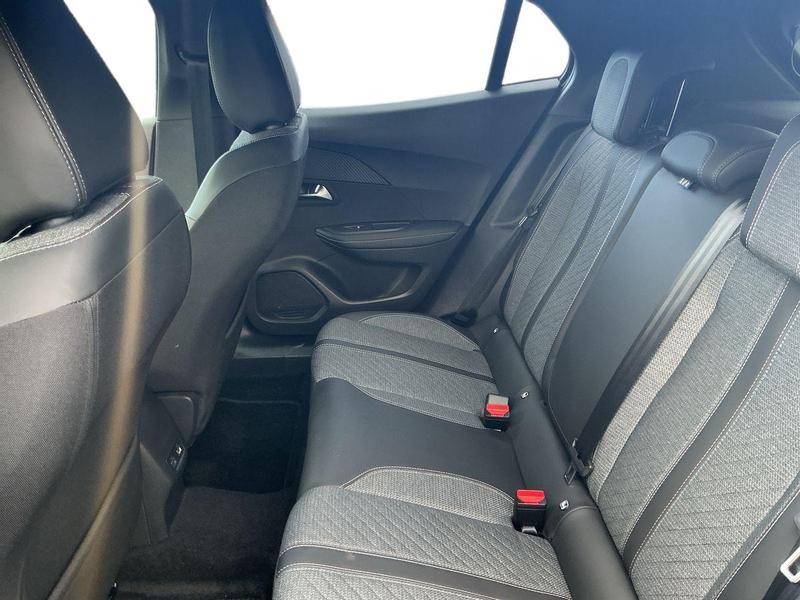 Used Peugeot 2008 LO24DZR 17