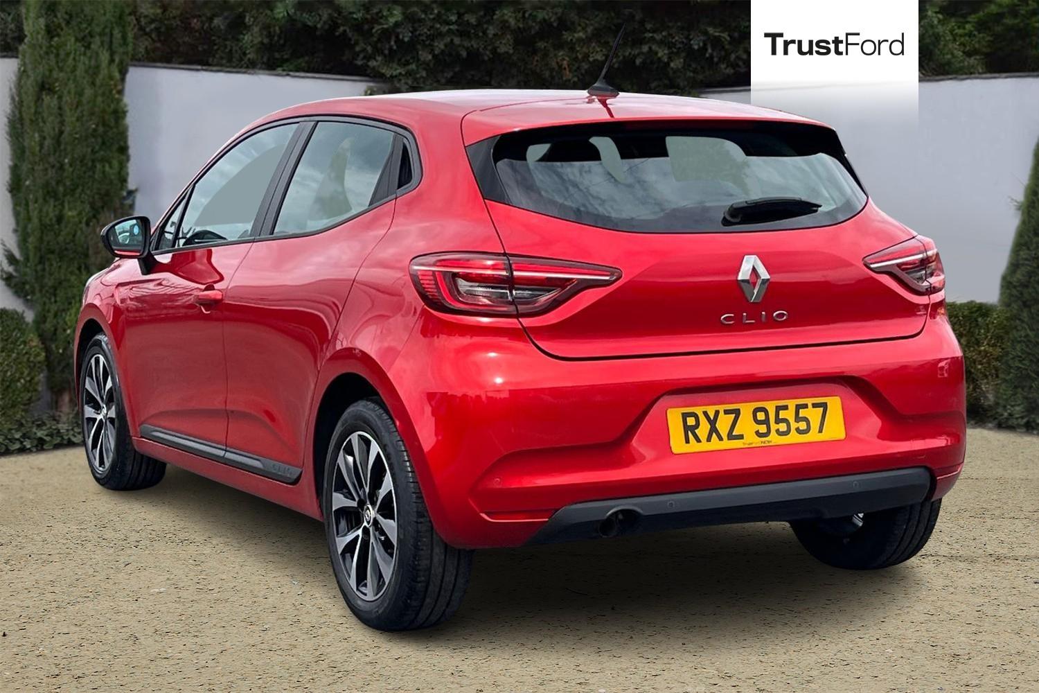 Renault CLIO Photo 1
