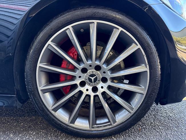 MERCEDES-BENZ C Class Photo 5