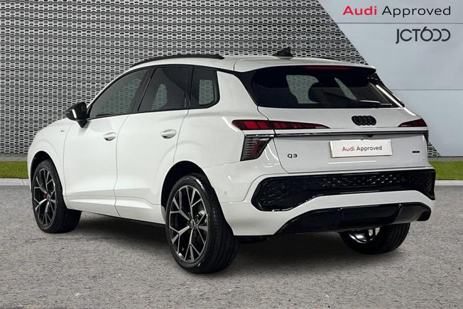 AUDI Q3 Photo 3