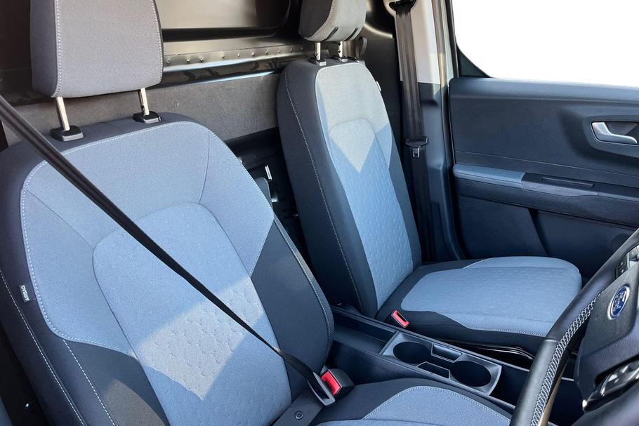 Used Ford E-Transit Courier YB75UWG 10