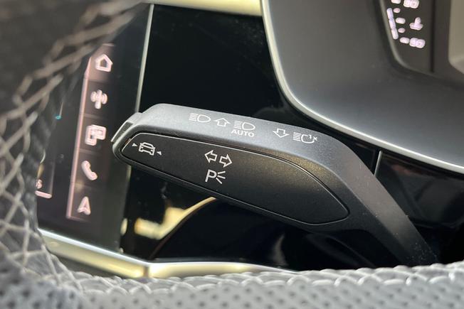 AUDI Q3 Photo 36