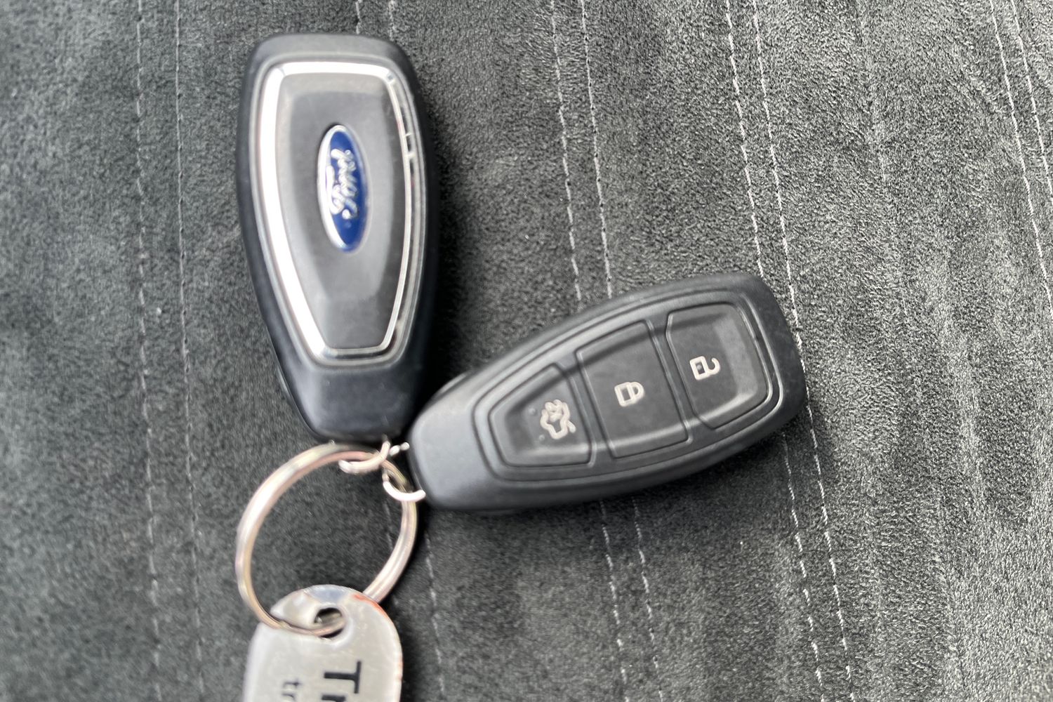 Ford KUGA Photo 21
