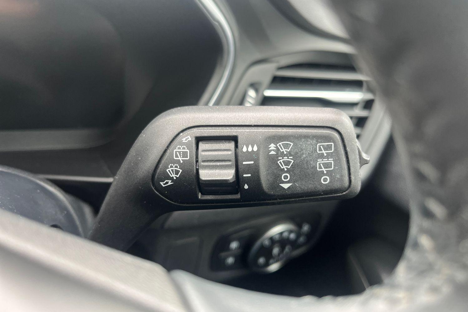Ford FOCUS Photo 14
