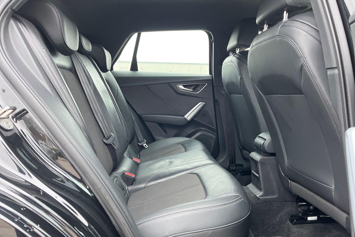 Audi Q2 Photo 26