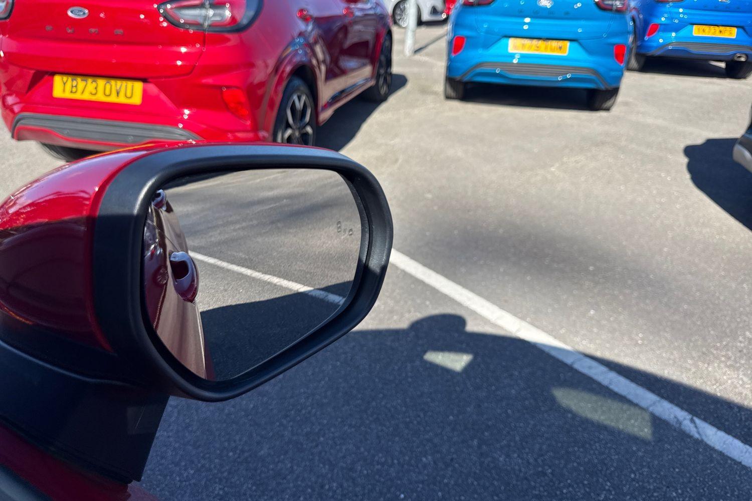 Ford PUMA Photo 21