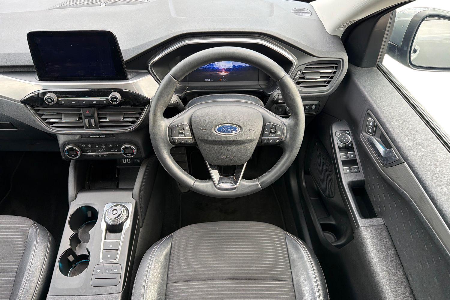 Ford KUGA Photo 10