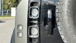 Land Rover Defender Photo 25