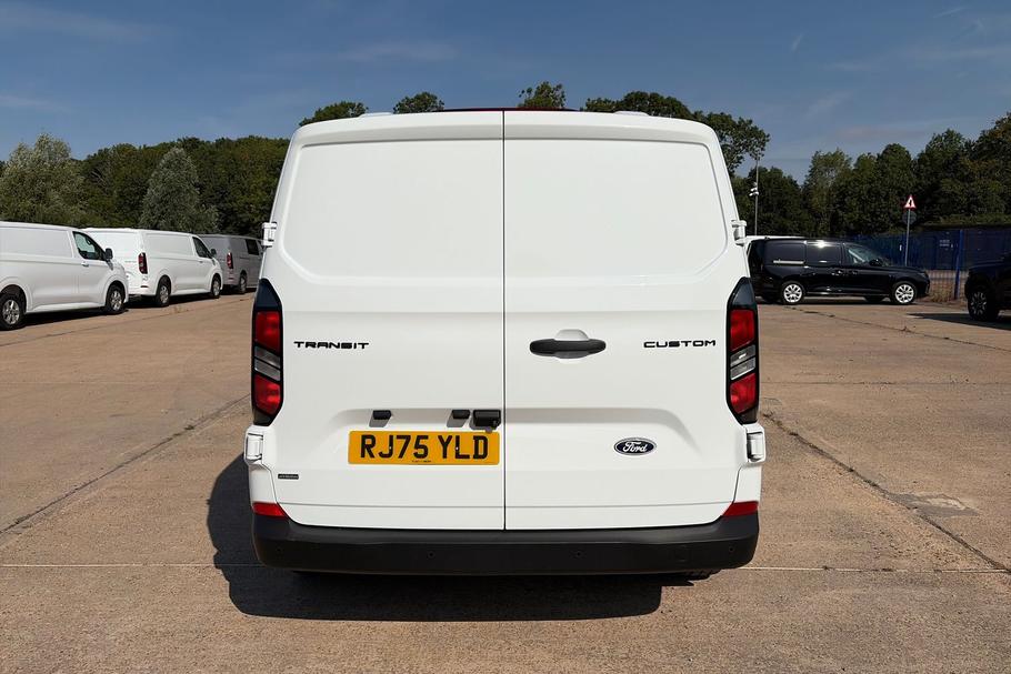 Used Ford TRANSIT CUSTOM RJ75YLD 13