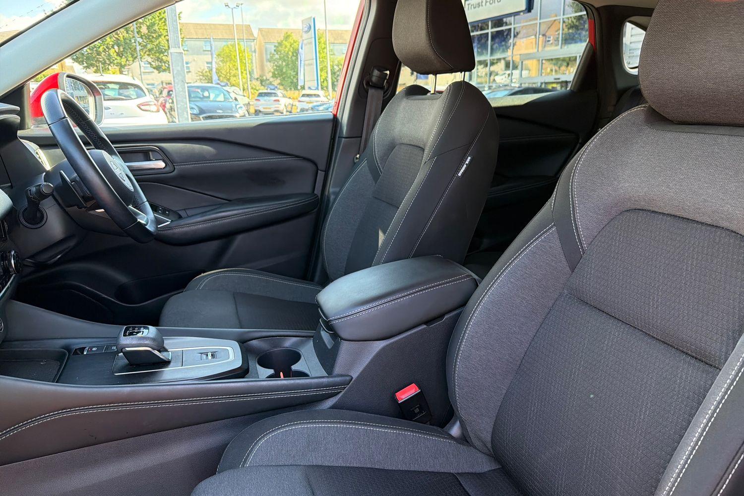 Nissan QASHQAI Photo 18