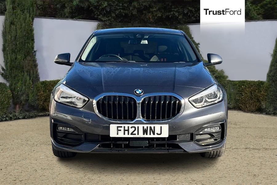 BMW 1 SERIES Photo autoimg-77601ae5e5aa5f513be11fe91112392c1b74ed12.jpg