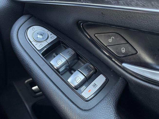 MERCEDES-BENZ Glc Photo 36