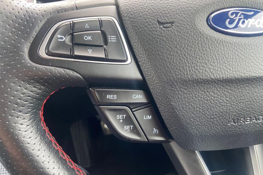 Ford ECOSPORT Photo autoimg-776a22c36b82794020f6581cec4e9ed6081091a7.jpg