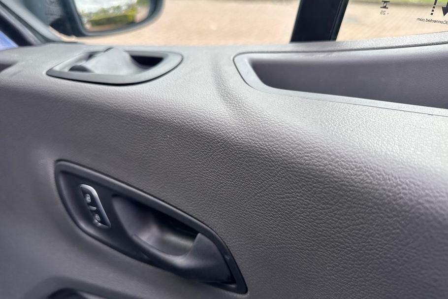 Used FORD TRANSIT WP75PRZ 29