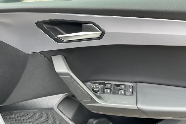 SEAT Leon Photo 21