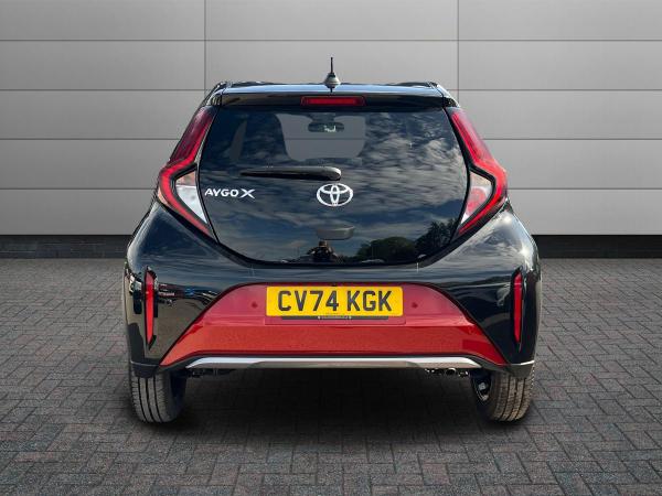 Toyota Aygo X Photo autoimg-776d0564de0ba31f025bdb0da9f05ee934d8e997.jpg