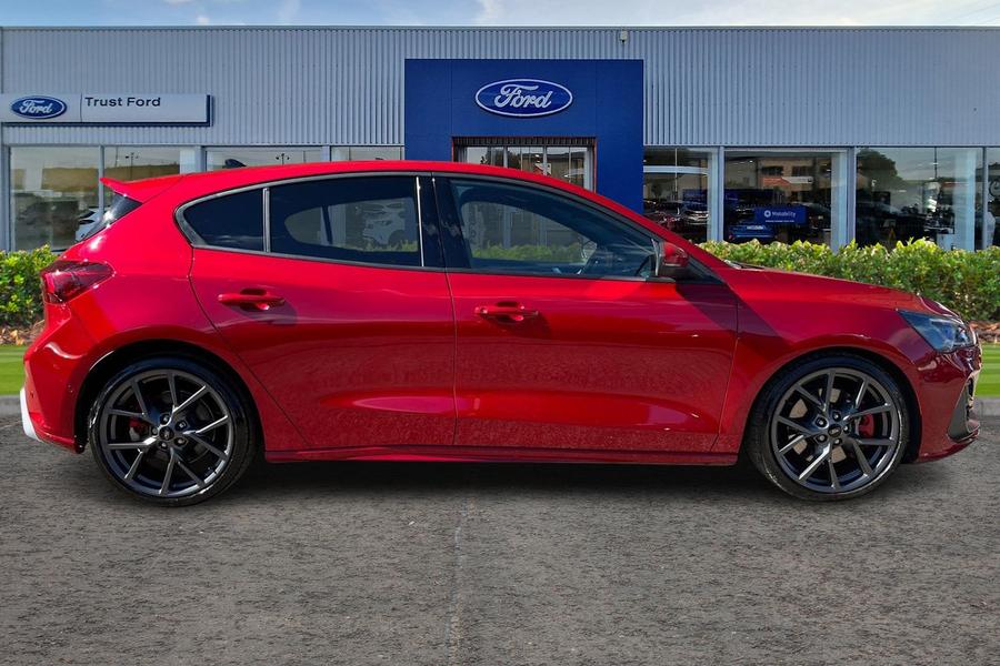 Ford Focus Photo autoimg-776d1e9977cc34a8ce6973375c5aff0ee83f6688.jpg