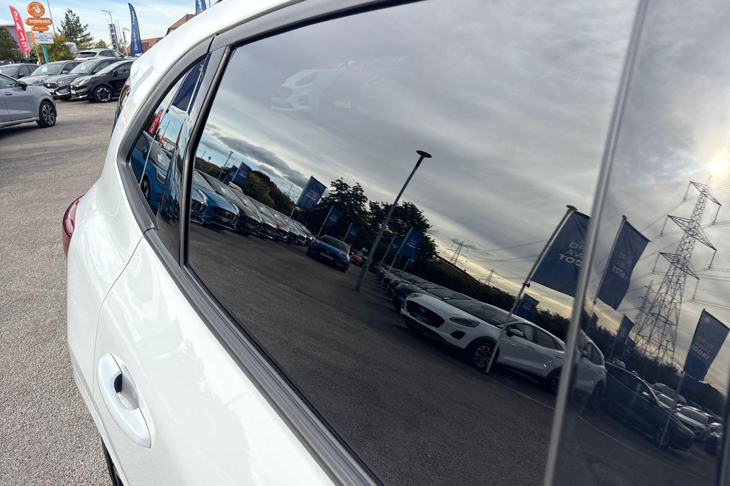Ford KUGA Photo 37