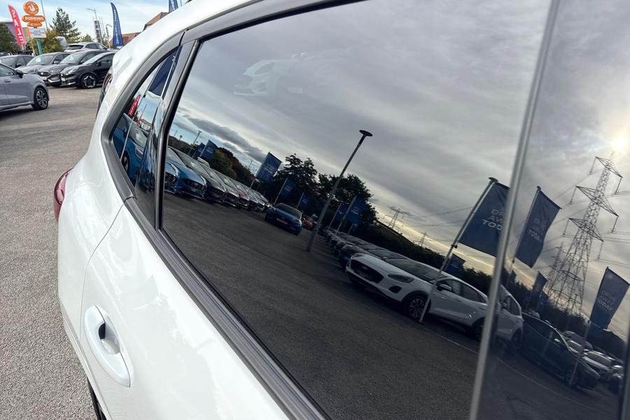 Ford KUGA Photo autoimg-776f64c05c34d05636cf2bf584482fea15a90723.jpg
