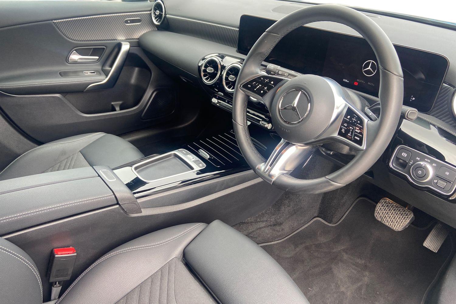 Mercedes-Benz A CLASS Photo 8