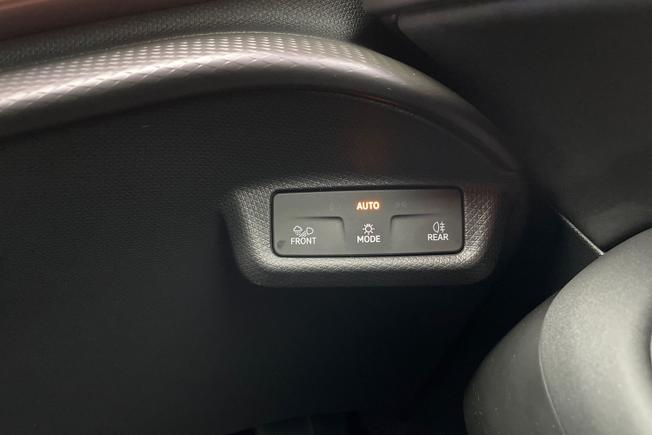 CUPRA Tavascan Photo 23