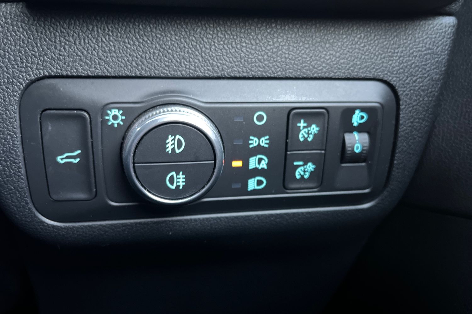 Ford KUGA Photo 35