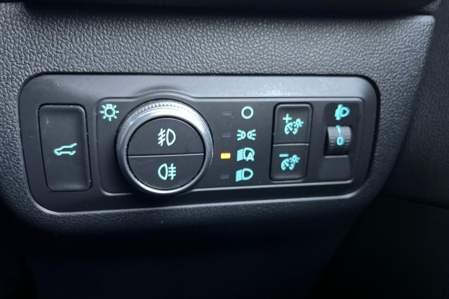 Ford KUGA Photo autoimg-7777bd6eafe5ea55dccda3bbc5d66d59e4f761f4.jpg