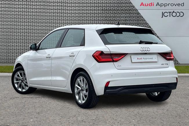 AUDI A1 Photo 3