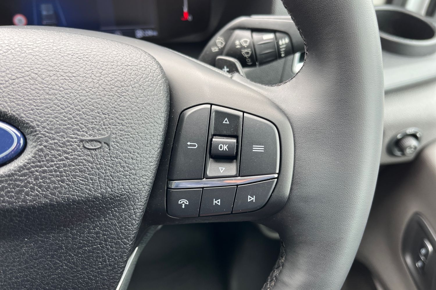 Ford TRANSIT Photo 8