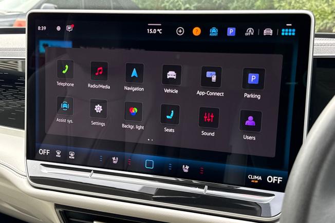 VOLKSWAGEN Passat Photo 22